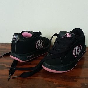 Heelys Girls size 2